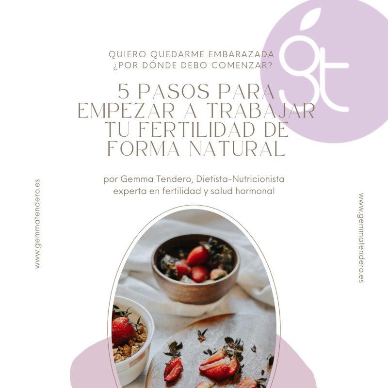 Frasco con frutas y texto 5 pasos para activar tu fertilidad