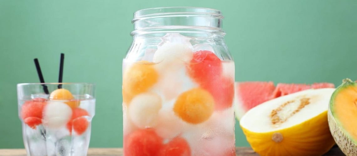 agua con frutas