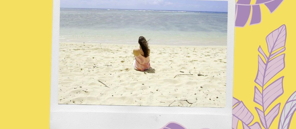 Foto de playa con marco decorativo